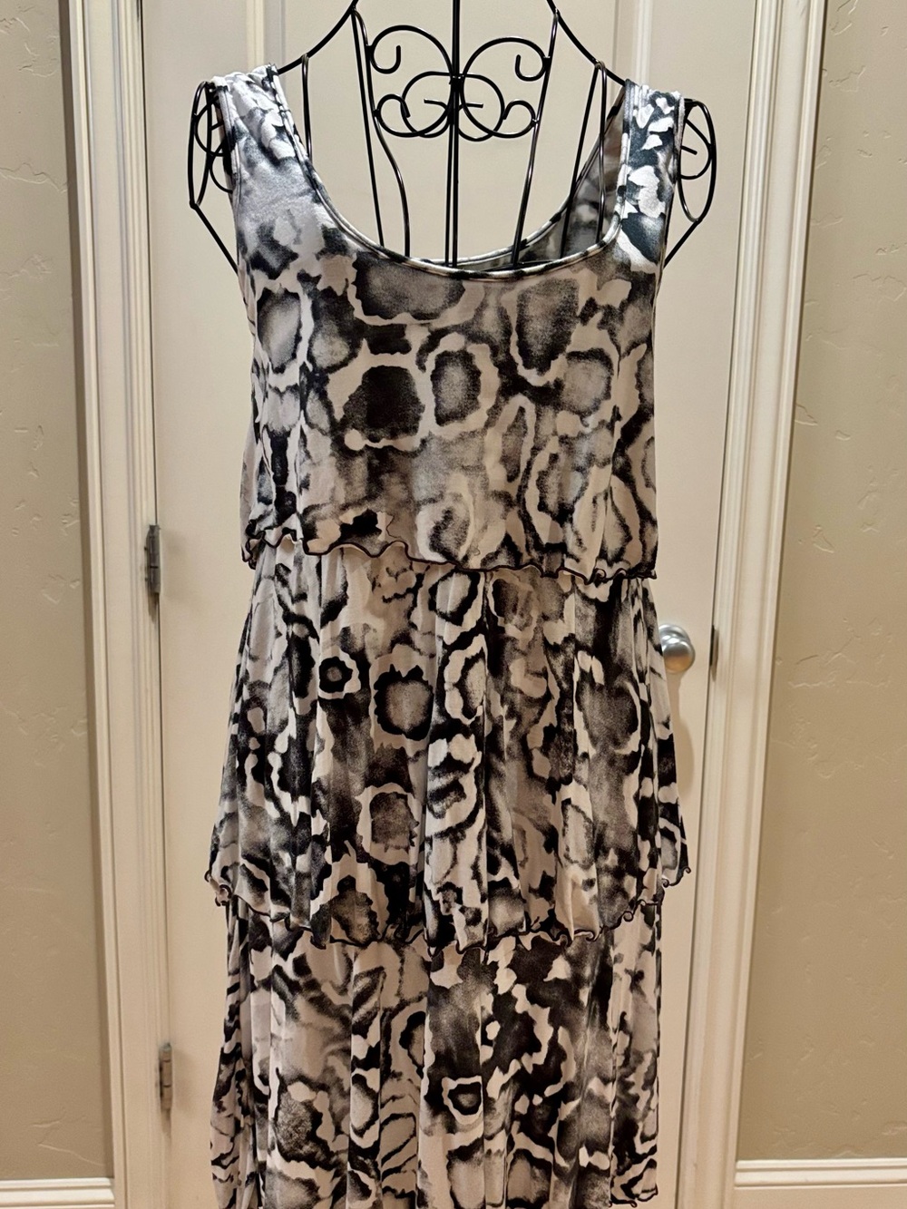 Sleeveless Black & White Tiered Dress